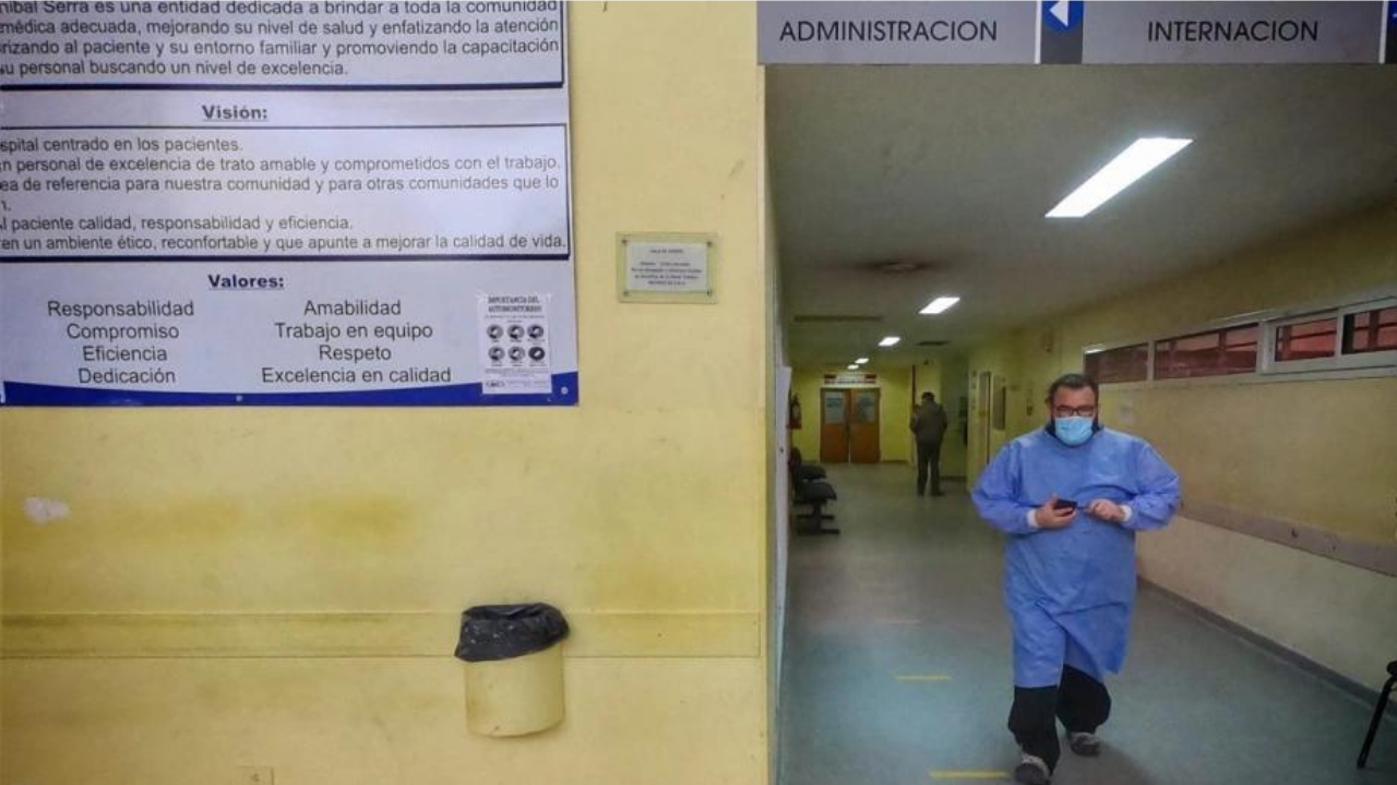 La criatura está fuera de peligro y se recupera en Gral. Roca, donde lo derivaron. Antes, fue operado en San Antonio. “Los médicos de SAO le salvaron la vida”, dijo su abuelo.