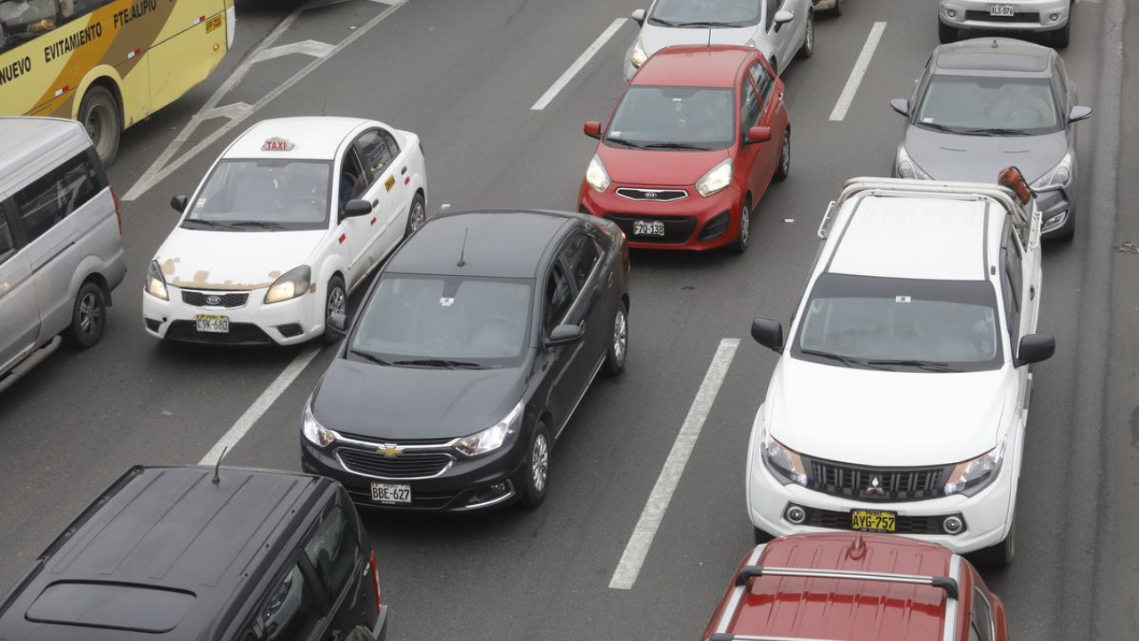 La compañía número uno en venta de pólizas de motos, que en 2020 desembarcó en el rubro autos, brindó una serie de tips para que los más pequeños viajen seguros.