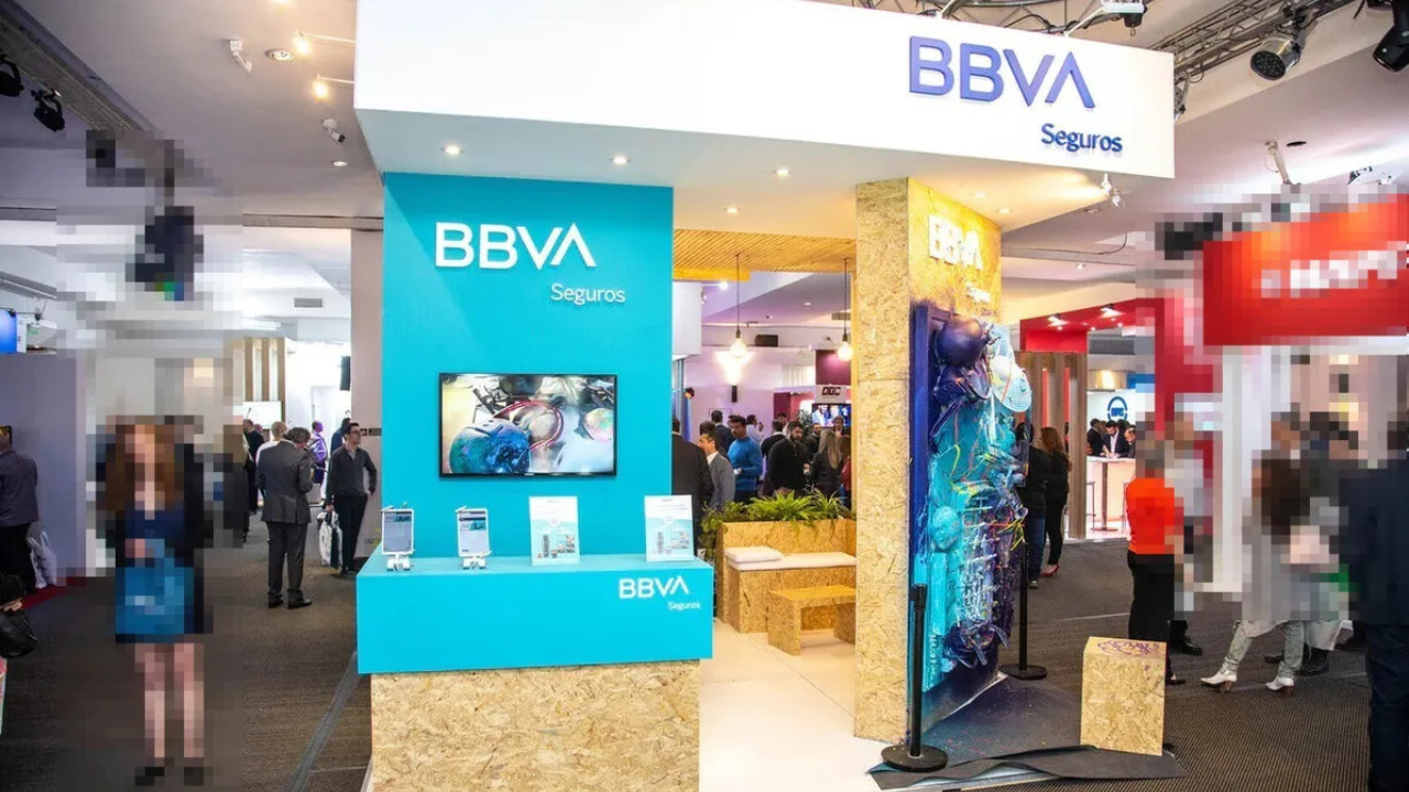 Le robaron el celular y le negaron cobertura porque no entregó la factura y el cargador: condenan a la aseguradora.