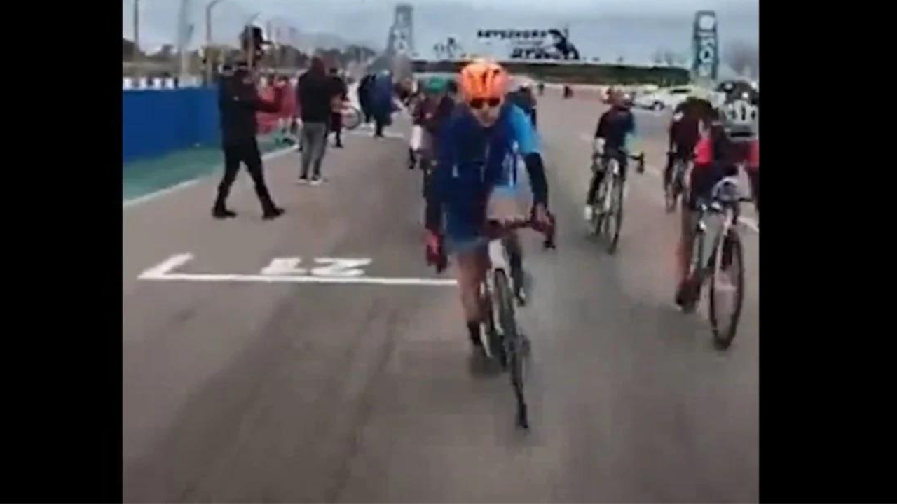 Ocurrió durante el Campeonato Mendocino de Criterium y Pista 2022. Mariela Arce recibió el impacto de frente de la competidora Bianca Tempestini, que sufrió fracturas.