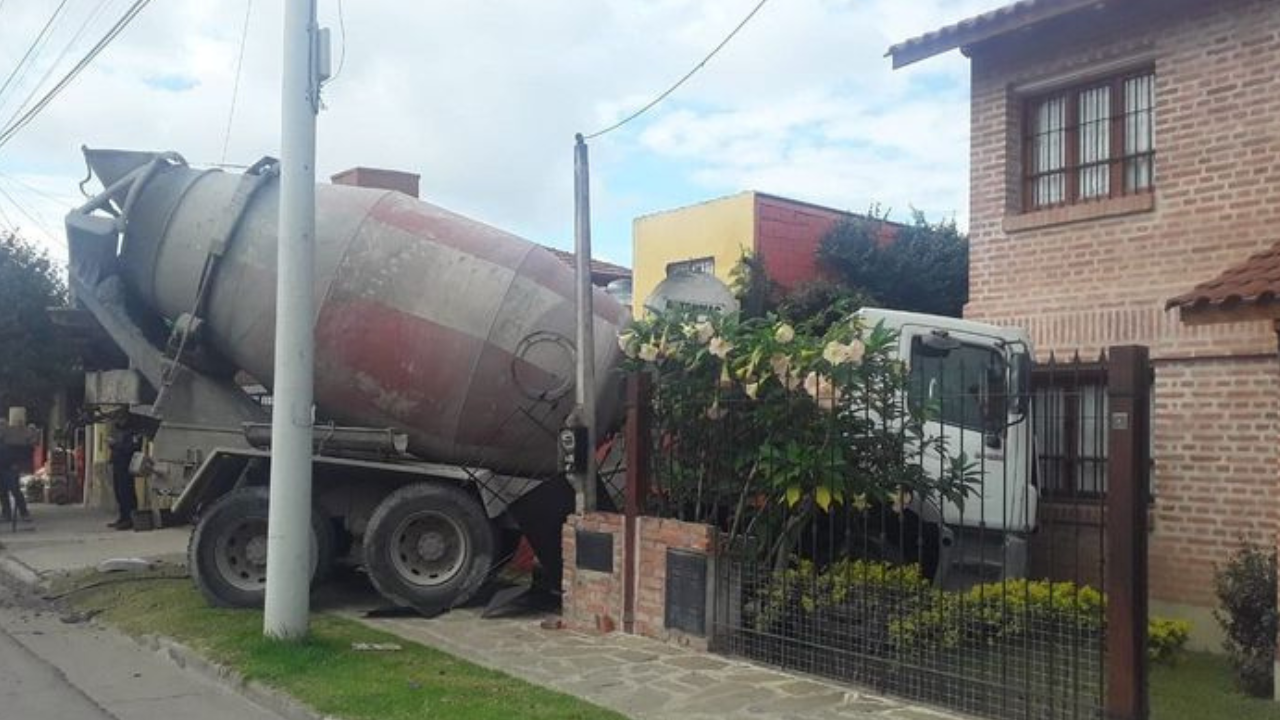 El transporte se habría quedado sin frenos.