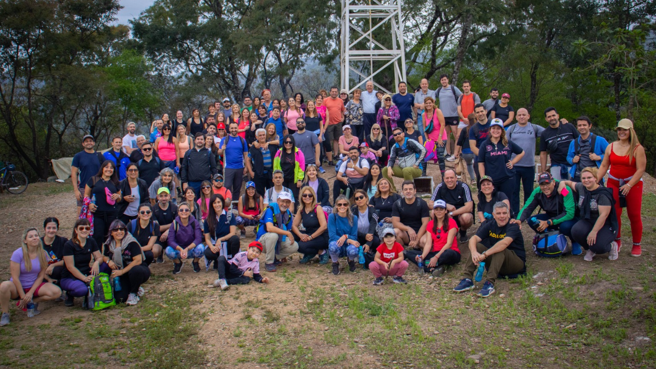 Reunió a 120 personas en una jornada llena de diversión y camaradería.