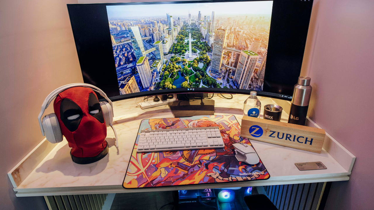 La compañía se suma a la muestra de diseño y arquitectura más importante del año con “Live & Play She”, espacio que refleja la evolución de los estilos de vida.