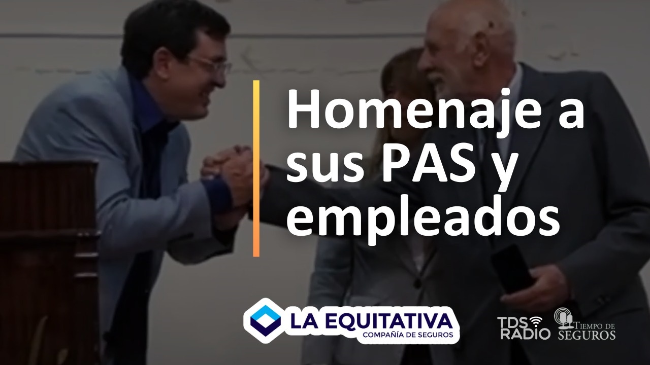 Estuvimos presentes en el evento de fin de año de La Equitativa, en la cual se homenajeó a productores de seguros y empleados que cumplieron 25 años de actividad con la compañía.