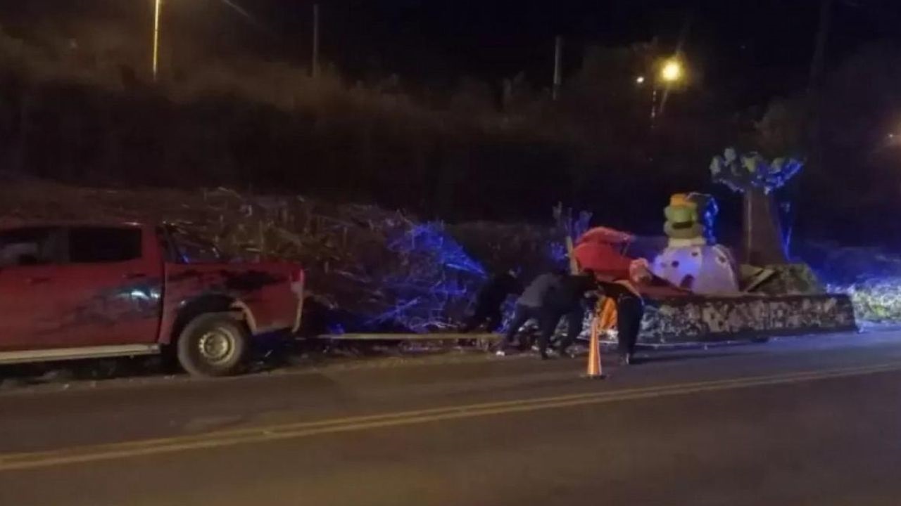 El trágico hecho ocurrió mientras trasladaban la estructura en la capital jujeña. La víctima descendió para intentar acomodar el chasis y fue aplastada por el peso.