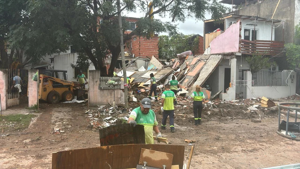 Una fuga de gas en Boulogne provocó una violenta explosión que destruyó una vivienda y afectó varias casas vecinas.