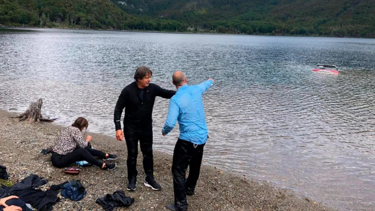 El hecho ocurrió días atrás en Ushuaia, Tierra del Fuego. “Es un sector muy frío y si te llegas a quedar atrapado en el agua te puede costar la vida”, señalaron desde Defensa Civil...