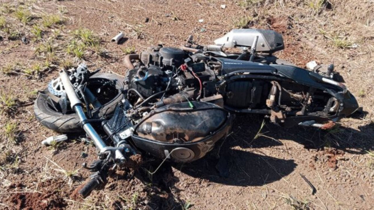 El camionero de 42 años declaró ante el juez de Instrucción 1, Marcelo Cardozo, que no sabía que el transporte viajaba con sobrecarga de granos de oleaginosa...