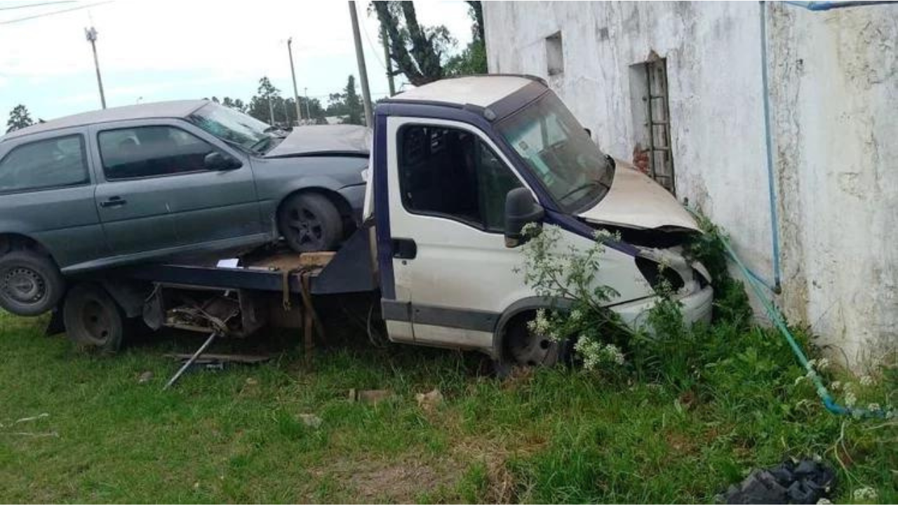 Sucedió este domingo cuando circulaba por la ruta 88 y remolcaba un Volkswagen Gol.