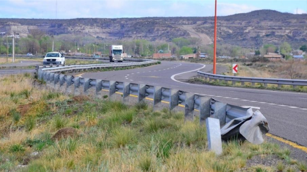 Un joven falleció en un siniestro vial en 2014 al ser embestido por un colectivo de larga distancia en la Ruta 22 en Regina. La justicia determinó que la empresa Vía Bariloche, propietaria del colectivo deberá indemnizar a la familia con $13 millones.