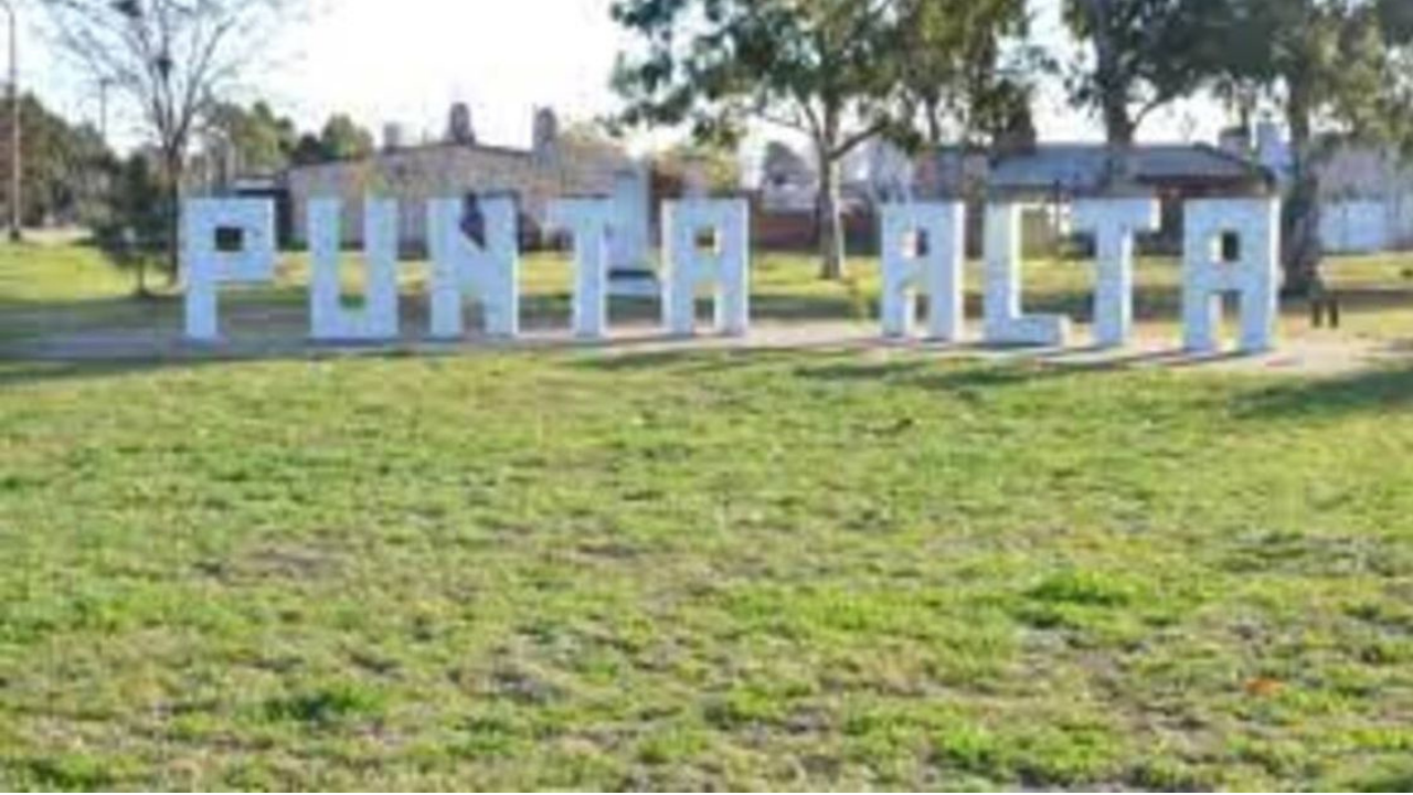 En un balneario de la localidad bonaerense de Punta Alta, un pequeño de 4 años sufrió heridas en su rostro tras ser atacado por un perro de la raza dogo.