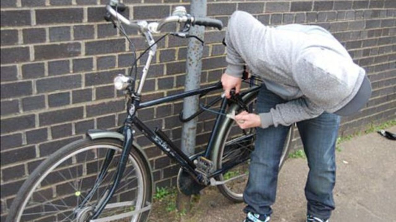 En el marco del Día Mundial de la Bicicleta y ante el creciente uso, la compañía brinda consejos para reducir el riesgo de robo de las mismas.