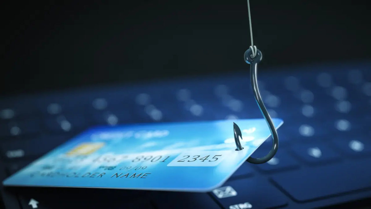 La Justicia determinó que la entidad bancaria es objetivamente responsable por la "inadecuada seguridad" de su sistema y por ignorar las alertas de "cuentas mulas", obligándola a pagar "daño material" e imponer un fuerte "daño punitivo".