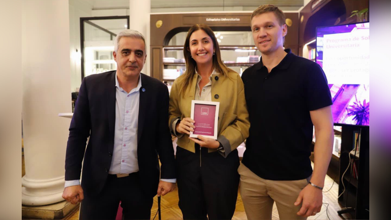 El programa de voluntariado corporativo fue destacado por su contribución a la comunidad, en un acto que reafirma el valor de las alianzas entre empresas e instituciones educativas.